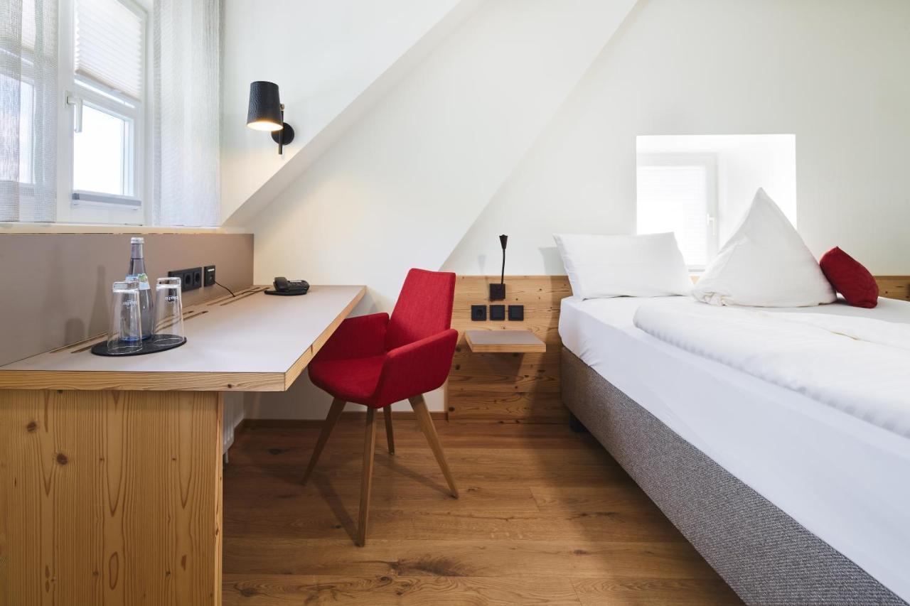 Landhotel Wilder Mann Eggingen エクステリア 写真